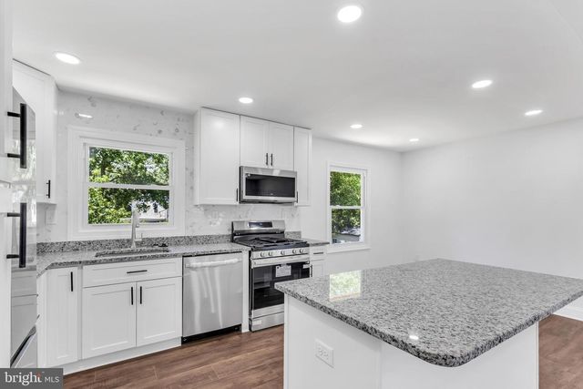 1224 ADAMS RD, Waldorf, MD 20602