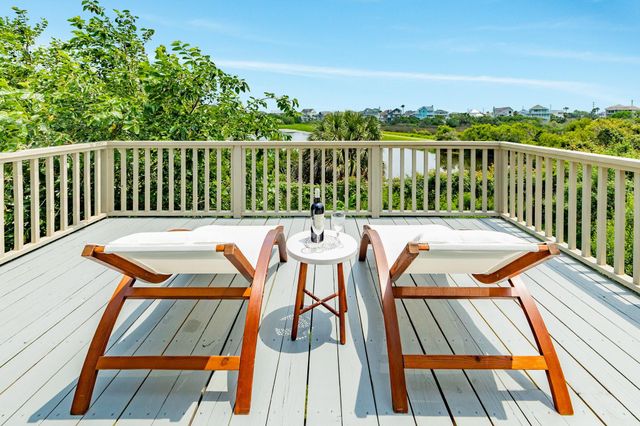 3503 Eckert Drive, Galveston, TX 77554
