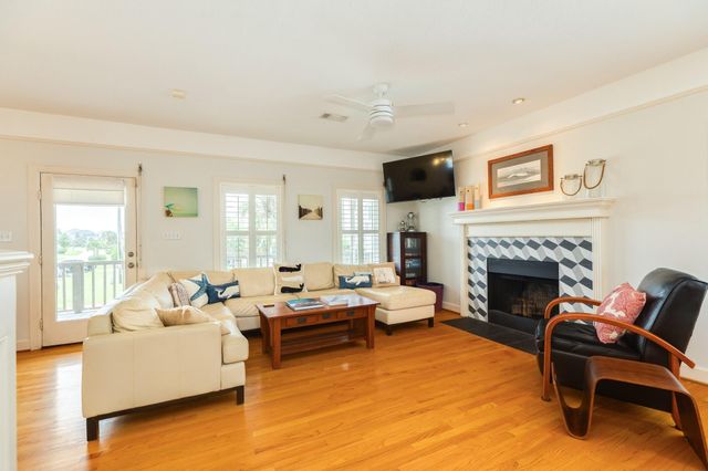 3503 Eckert Drive, Galveston, TX 77554