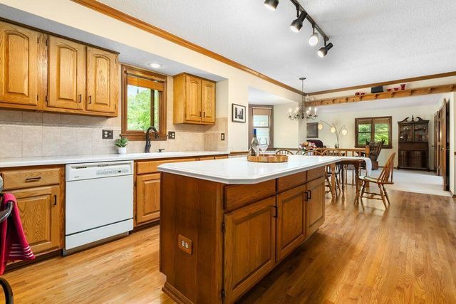 165 Briarbend Boulevard, Powell, OH 43065