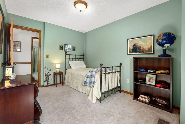 165 Briarbend Boulevard, Powell, OH 43065
