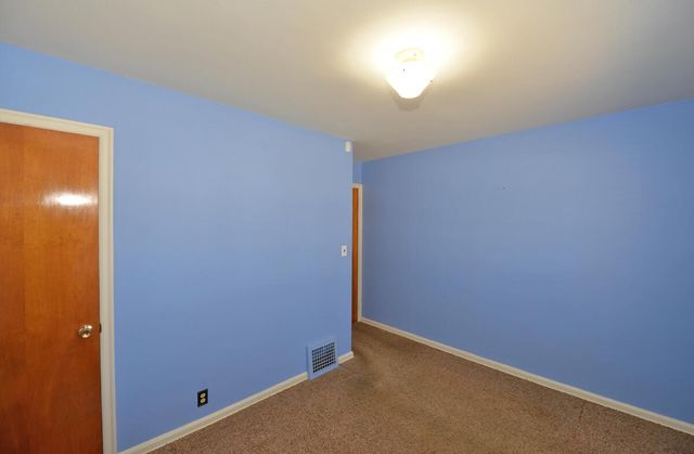 227 Wickham BOULEVARD, Racine, WI 53405