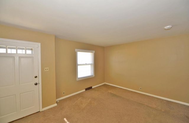 227 Wickham BOULEVARD, Racine, WI 53405