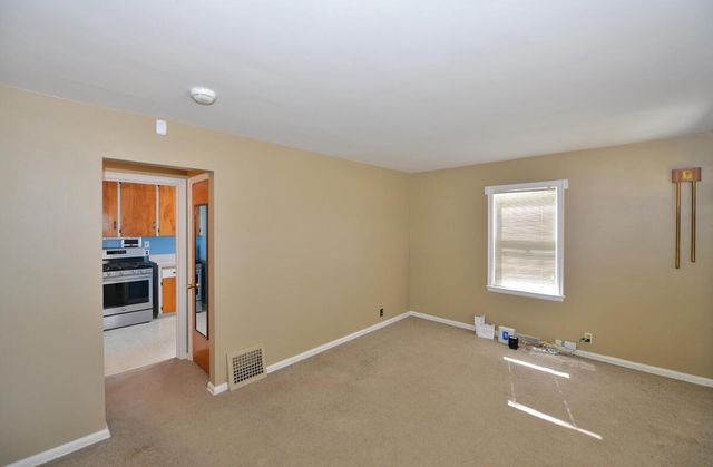 227 Wickham BOULEVARD, Racine, WI 53405