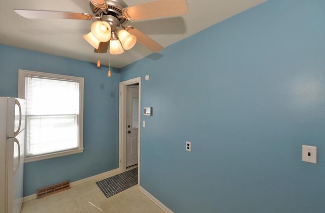 227 Wickham BOULEVARD, Racine, WI 53405