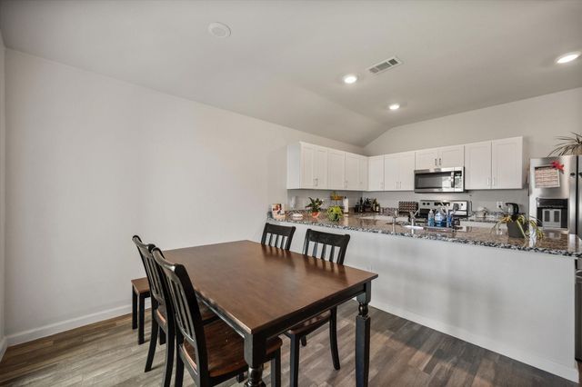 909 Avagail Avenue, Springtown, TX 76082