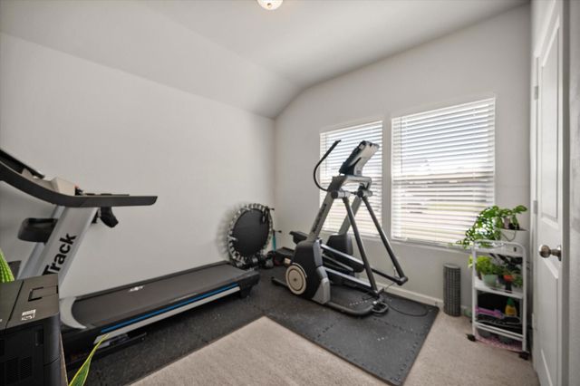 909 Avagail Avenue, Springtown, TX 76082