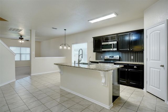 644 River Rock Drive, Azle, TX 76020