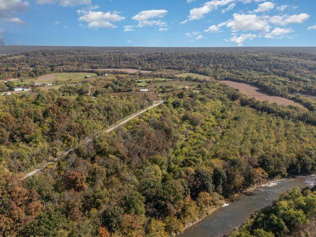 817 Ed Monroe Road, Falmouth, KY 41040