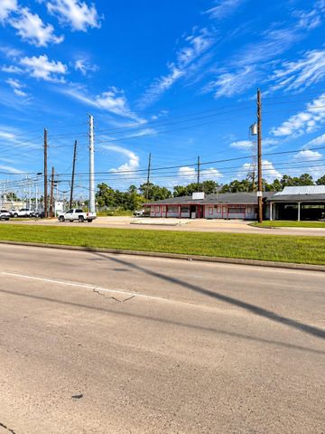 14815 Old Humble Road, Houston, TX 77396