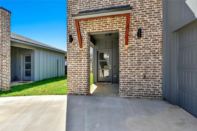 3260 W Crawford Street 602, Denison, TX 75020