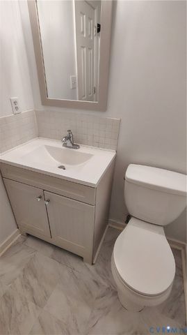 9514 Squirrel Level Rd, Petersburg, VA 23803