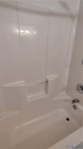 9514 Squirrel Level Rd, Petersburg, VA 23803