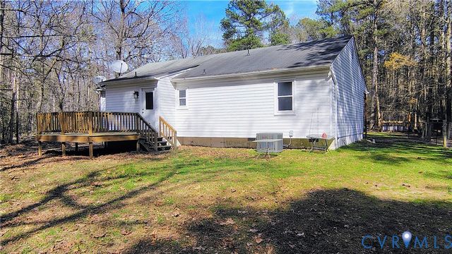 9514 Squirrel Level Rd, Petersburg, VA 23803