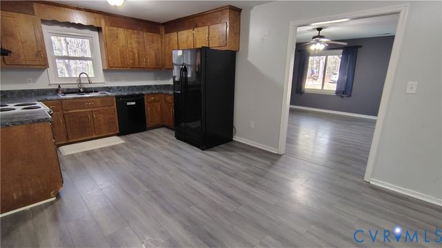 9514 Squirrel Level Rd, Petersburg, VA 23803