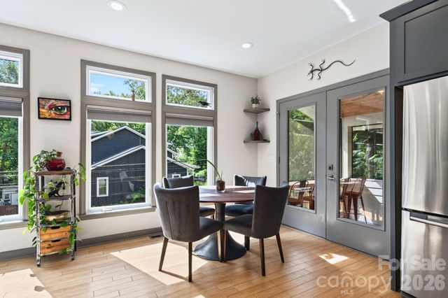 53 Waynesville Avenue, Asheville, NC 28806