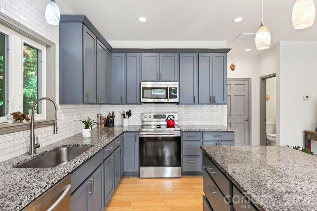 53 Waynesville Avenue, Asheville, NC 28806