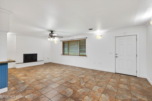 8374 Lakeshore Road, Bay Saint Louis, MS 39520