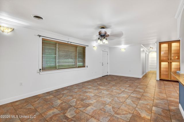 8374 Lakeshore Road, Bay Saint Louis, MS 39520