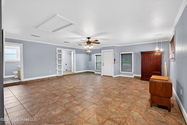 8374 Lakeshore Road, Bay Saint Louis, MS 39520