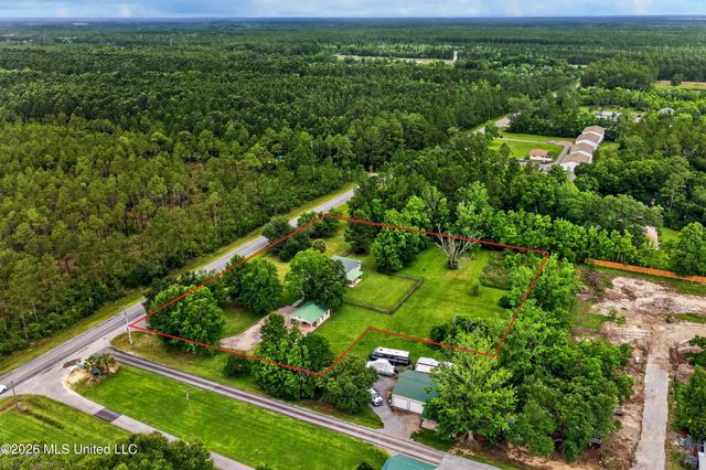 8374 Lakeshore Road, Bay Saint Louis, MS 39520