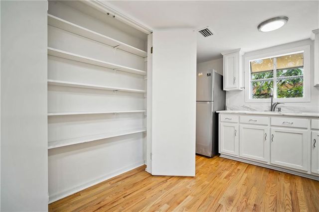 134 Hyland Avenue, Mobile, AL 36607