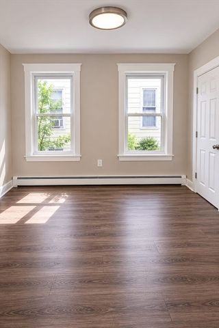 45 Phillips 3, Lawrence, MA 01843