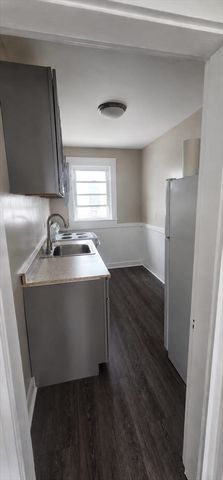 45 Phillips 3, Lawrence, MA 01843