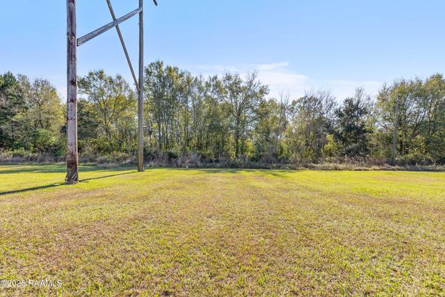 8951 Rue Blanc, Abbeville, LA 70510