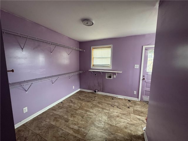 166 Grant Ave, Vandergrift, PA 15690