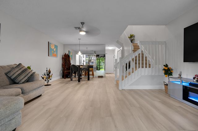 530 WESTREE Lane 530, Plantation, FL 33324