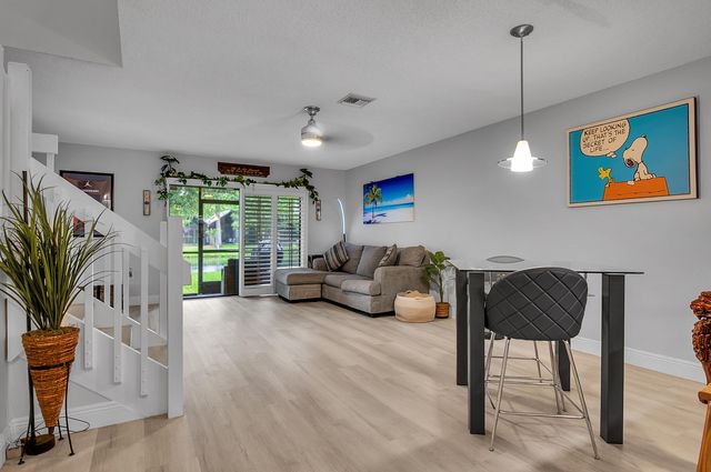 530 WESTREE Lane 530, Plantation, FL 33324