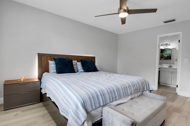 530 WESTREE Lane 530, Plantation, FL 33324