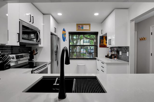 530 WESTREE Lane 530, Plantation, FL 33324
