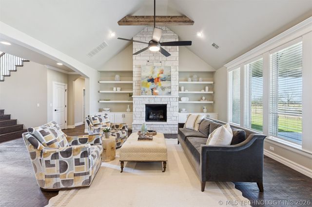 10924 N 81st East Place, Owasso, OK 74055