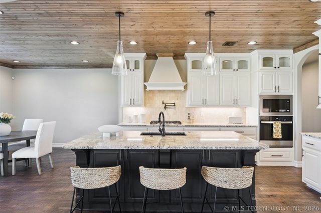 10924 N 81st East Place, Owasso, OK 74055