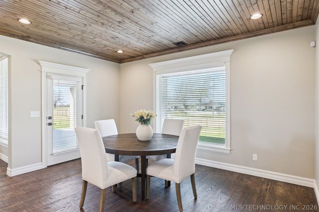 10924 N 81st East Place, Owasso, OK 74055