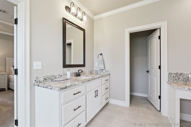 10924 N 81st East Place, Owasso, OK 74055