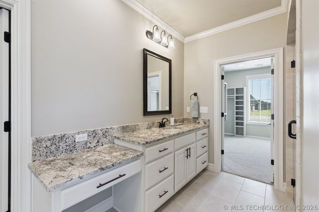 10924 N 81st East Place, Owasso, OK 74055