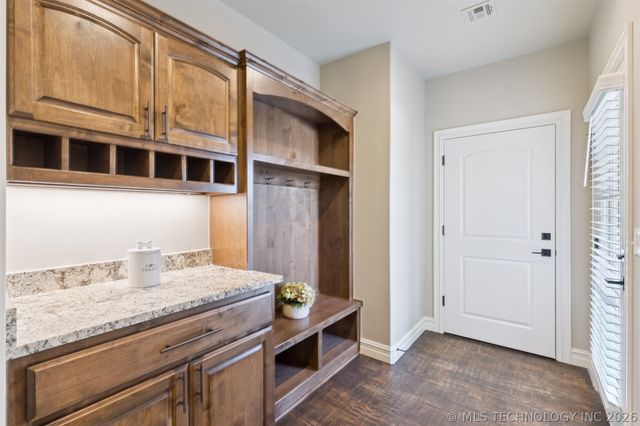 10924 N 81st East Place, Owasso, OK 74055