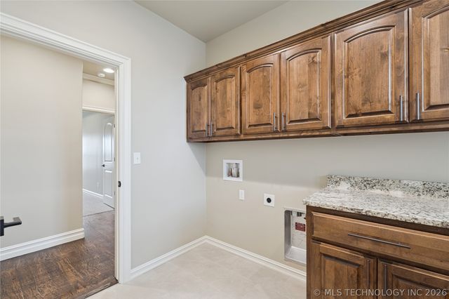 10924 N 81st East Place, Owasso, OK 74055