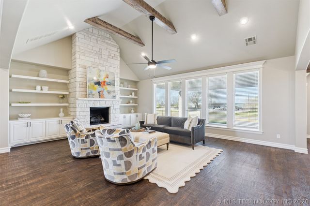 10924 N 81st East Place, Owasso, OK 74055