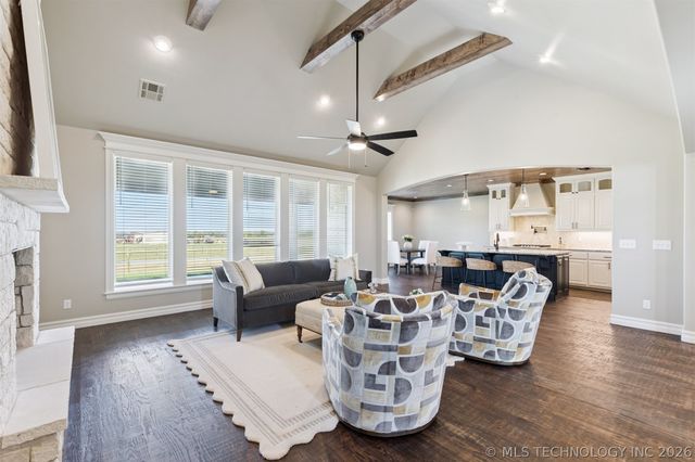 10924 N 81st East Place, Owasso, OK 74055