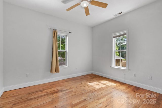 19 Busbee View Road, Asheville, NC 28803