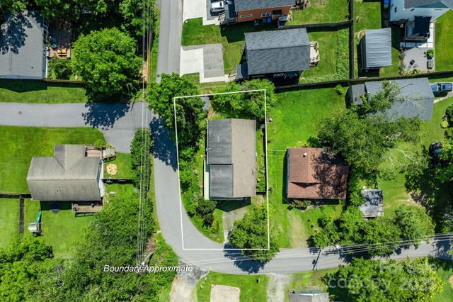 19 Busbee View Road, Asheville, NC 28803