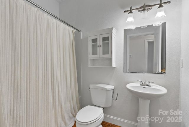 19 Busbee View Road, Asheville, NC 28803