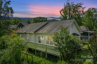 19 Busbee View Road, Asheville, NC 28803