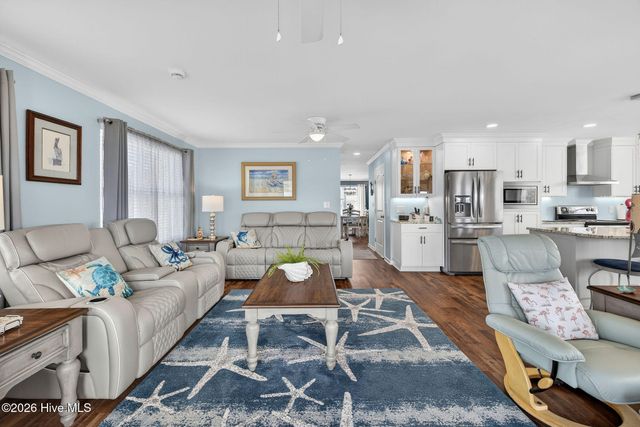 161 Big Hammock Point Road, Sneads Ferry, NC 28460