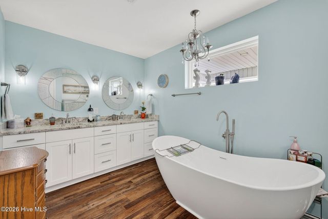 161 Big Hammock Point Road, Sneads Ferry, NC 28460