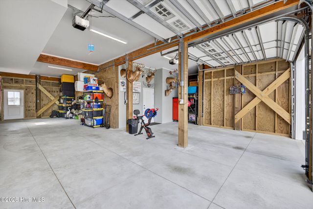 161 Big Hammock Point Road, Sneads Ferry, NC 28460